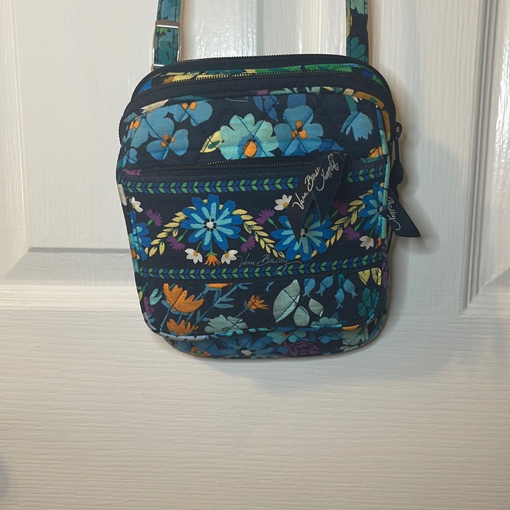Vera Bradley crossbody purse